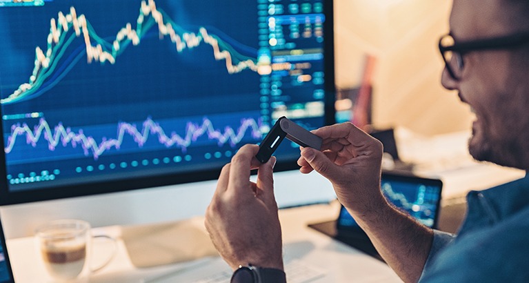 Mastering Crypto Trading Real-Time Strategies and Insights Mastering Crypto Trading Real-Time Strategies and Insights